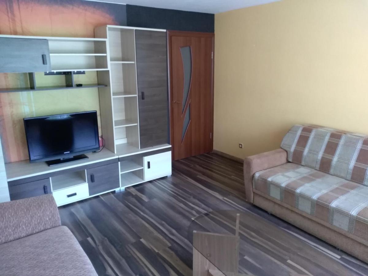 Brivibas 25 Apartamenti Ventspils Exterior photo